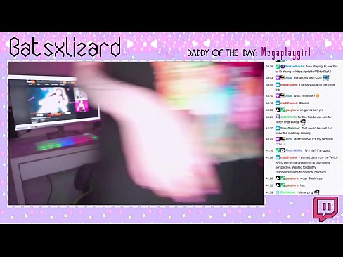 ❤️ GAMER ESQUECEU DE DESLIGAR O FLUXO E ESGUICHOU AO VIVO NO AR ❌ Porno em nós ️❤